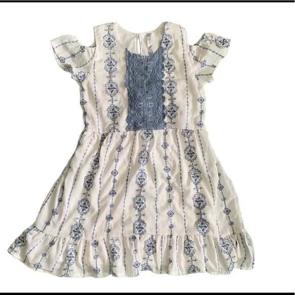 Beautees Other - Girls Embroidered Dress Size 12